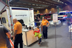 20230923_125532705_iOS